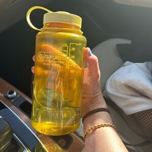 Yellow 32 oz Nalgene Water Bottle